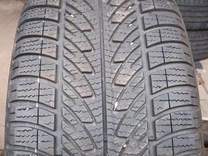 GOODYEAR Ultra Grip 8 Performance 225/40 R18