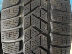 PIRELLI Sottozero 3 205/50 R17