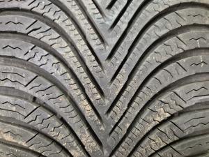 MICHELIN Alpin 5 225/45 R17