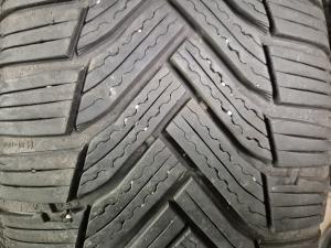 MICHELIN Alpin 6 215/55 R17