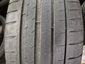 MICHELIN Pilot Sport 4 225/40 R18