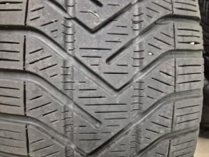 PIRELLI Snow Contro 3 205/55 R16