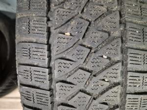 BRIDGESTONE Blizzak w810 215/65 R16C
