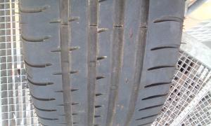 ACCELERA  225/40 R18 92Y